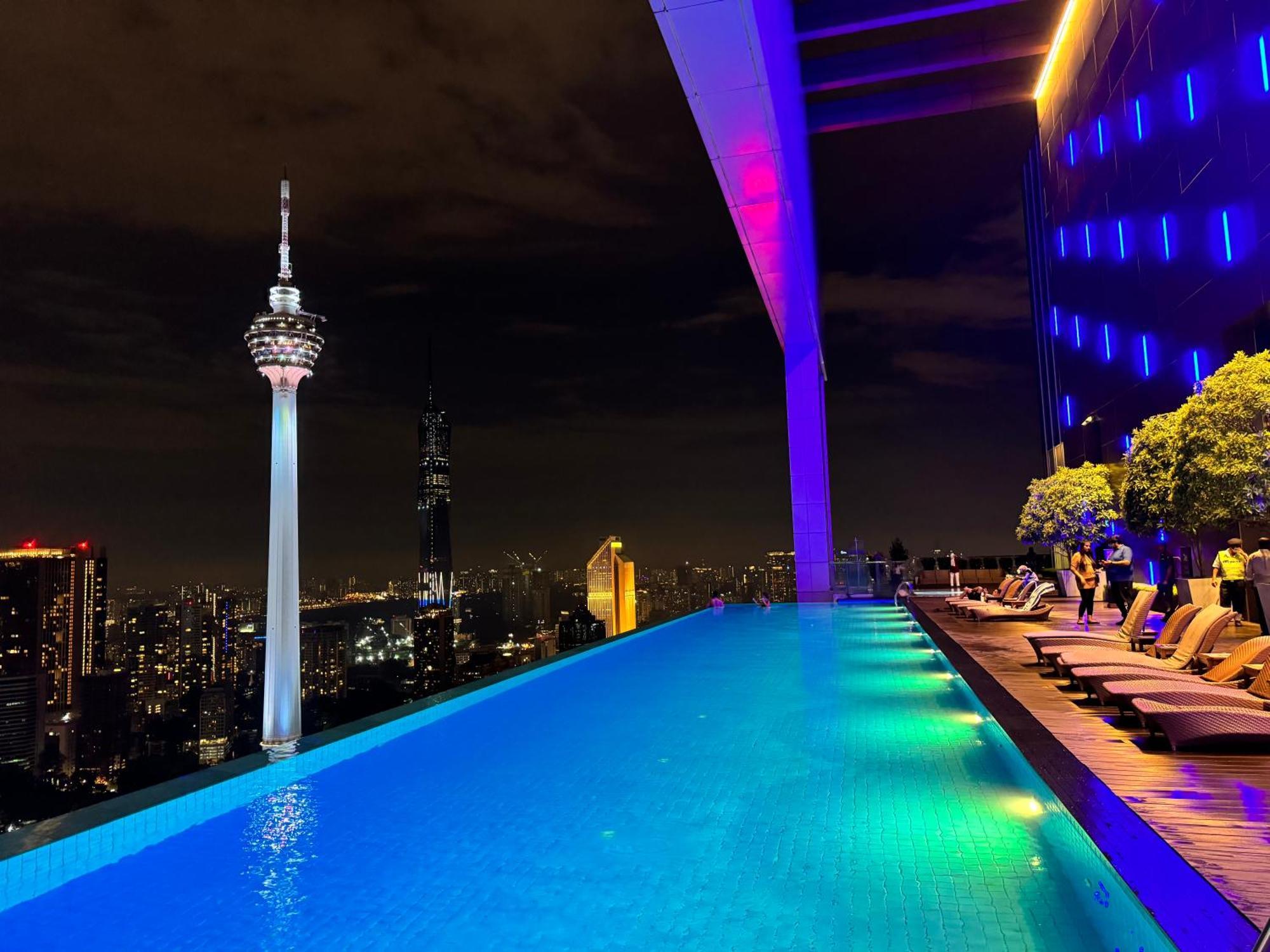 The Platinum Kuala Lumpur By Crown Suites Bagian luar foto