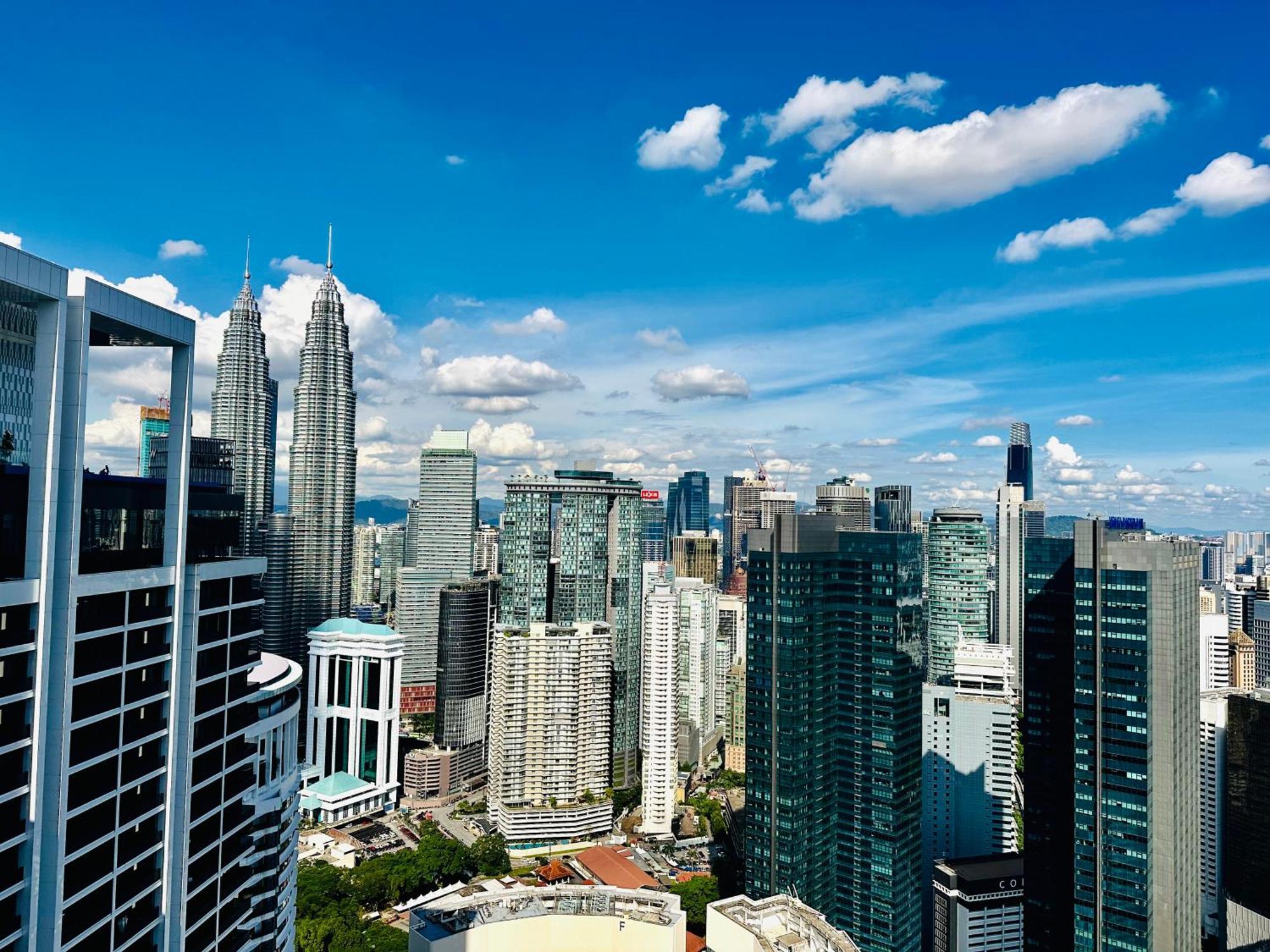The Platinum Kuala Lumpur By Crown Suites Bagian luar foto